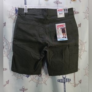 Coleman Workwear Utility Shorts/Olive Green Size 32/ NWT